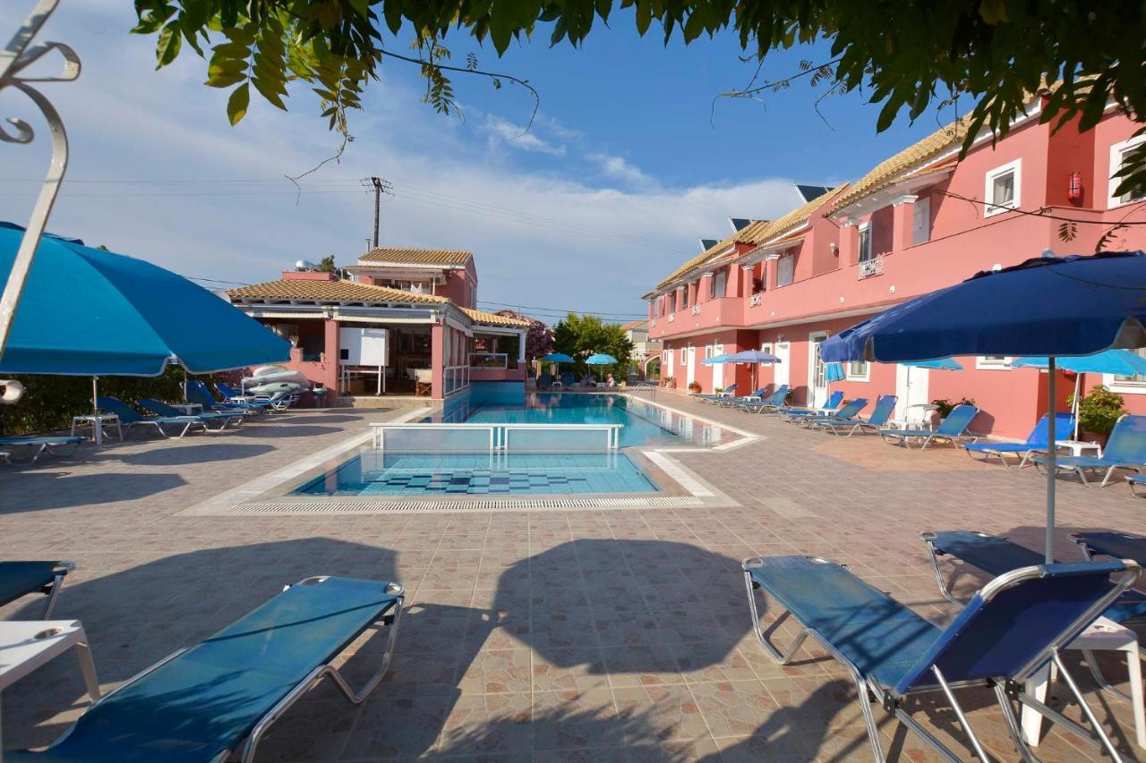 Casa vacanze Stylish Privet Poolside Agios Georgios (Corfu)