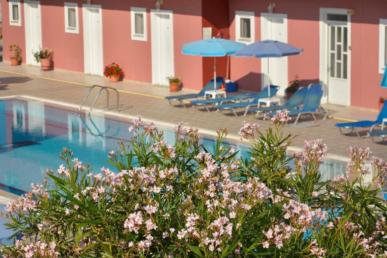 Stylish Privet Poolside Casa vacanze